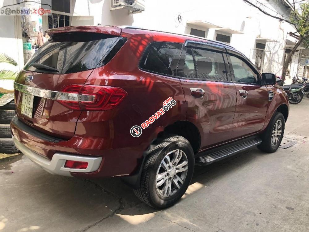 Gia đình bán Ford Everest Trend 2016, màu đỏ, xe nhập-7