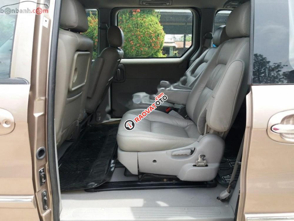 Bán Kia Carnival GS, sx 2009, số tự động, xe ít chạy nên còn rất đẹp và zin nguyên bản-0