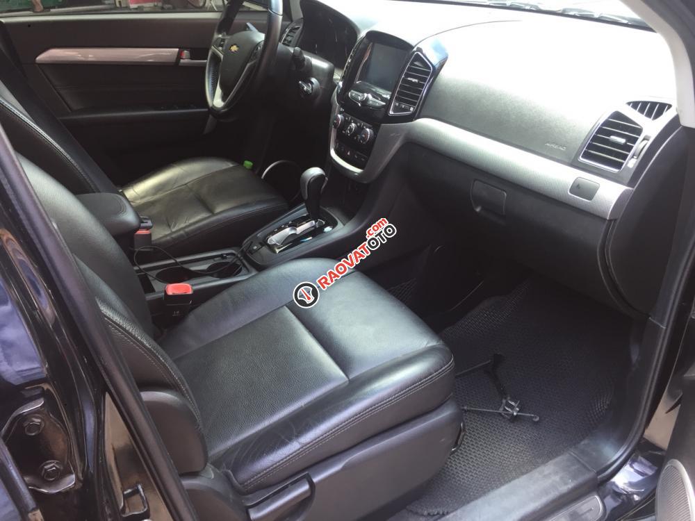 Cần bán Chevrolet Captiva LTZ màu đen 2017-3