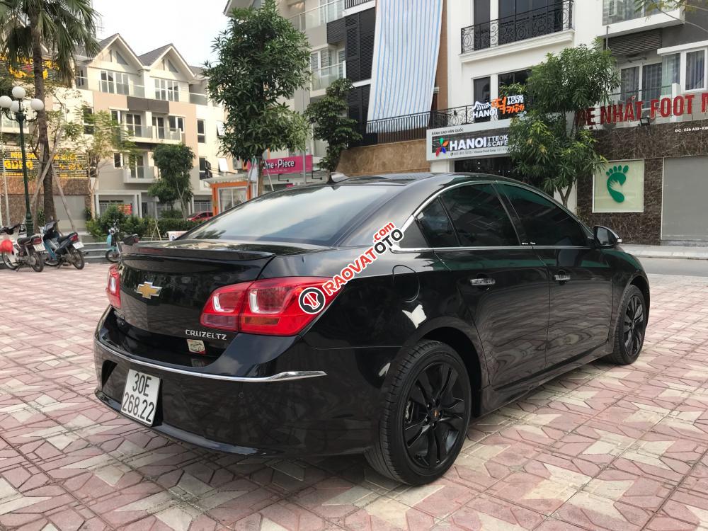 Bán Chevrolet Cruze 1.8AT sản xuất năm 2016, màu đen-4
