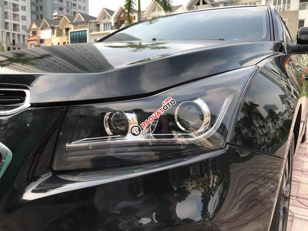 Bán Chevrolet Cruze 1.8AT sản xuất năm 2016, màu đen-1