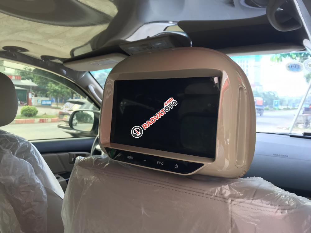 Bán Fortuner Sportivo trắng ngọc trai như mới-6