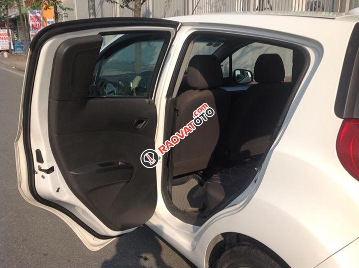 Bán xe Chevrolet Spark LS 2016, ĐK 2017 màu trắng chính chủ từ đầu-3