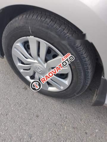 Bán Honda City 1.5 MT năm sản xuất 2015, màu bạc, giá tốt-3