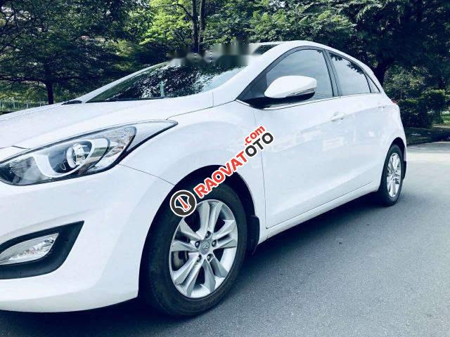 Bán Hyundai i30 2014, màu trắng  -4