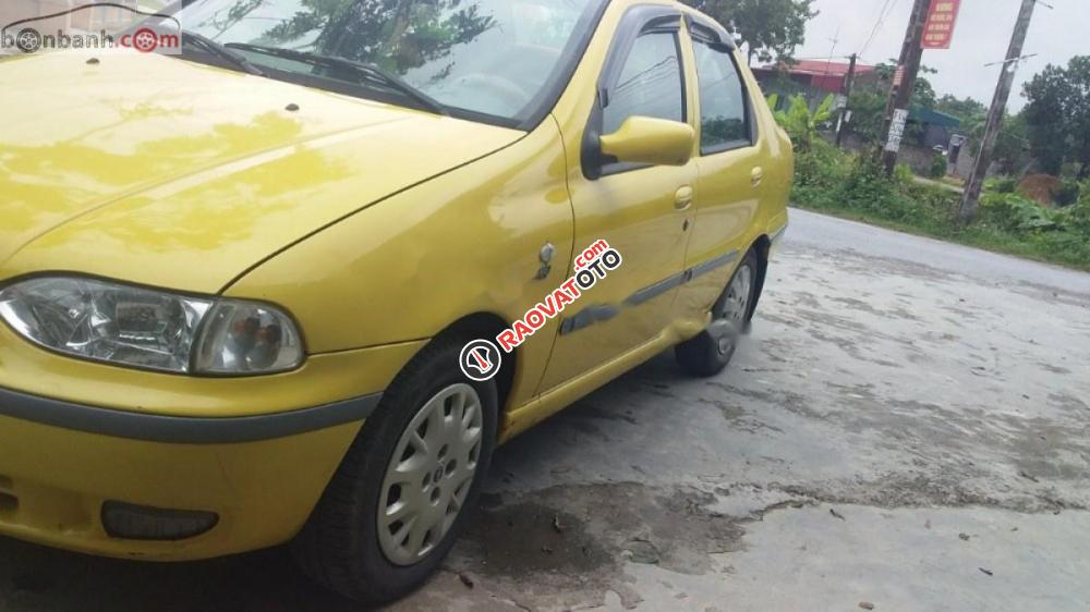 Cần bán gấp Fiat Siena HLX 1.6 đời 2003, màu vàng xe gia đình-0