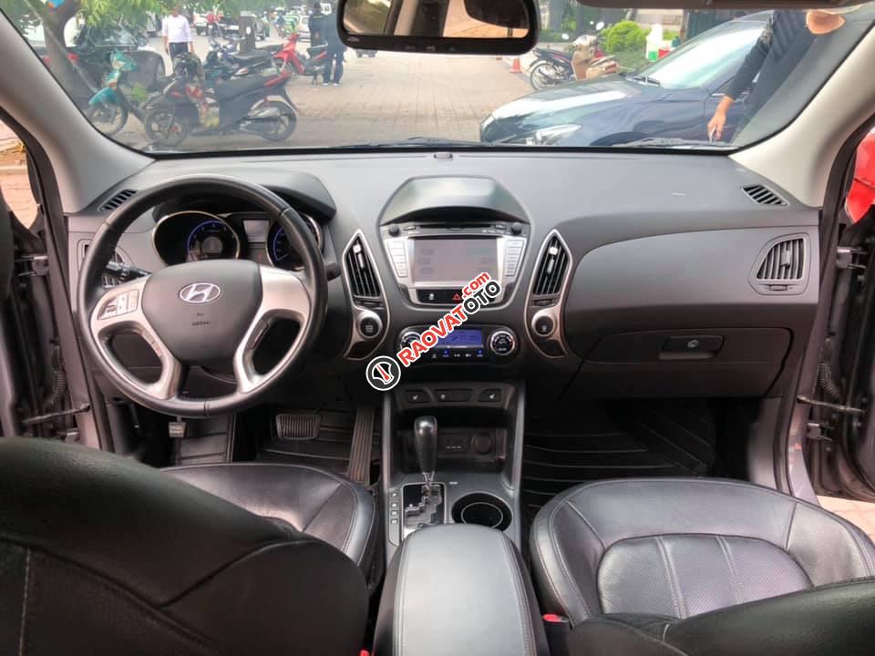 Bán Hyundai Tucson đời 2011 màu bạc, 550 triệu, xe nhập-3