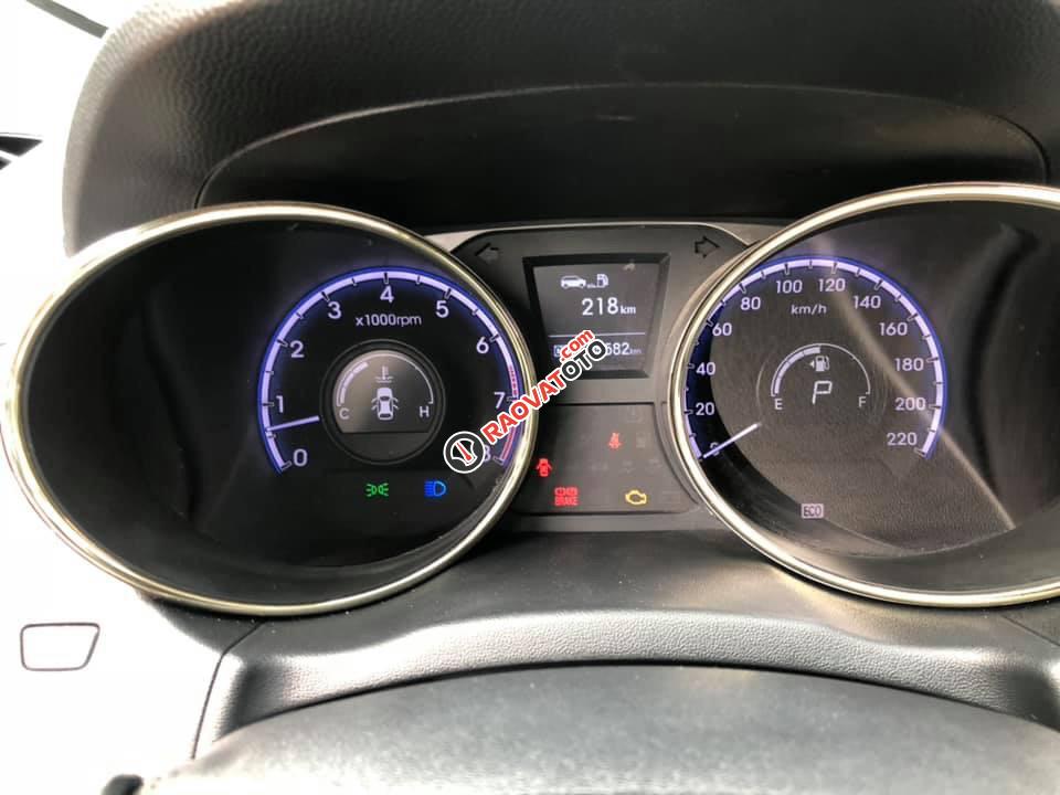 Bán Hyundai Tucson đời 2011 màu bạc, 550 triệu, xe nhập-6