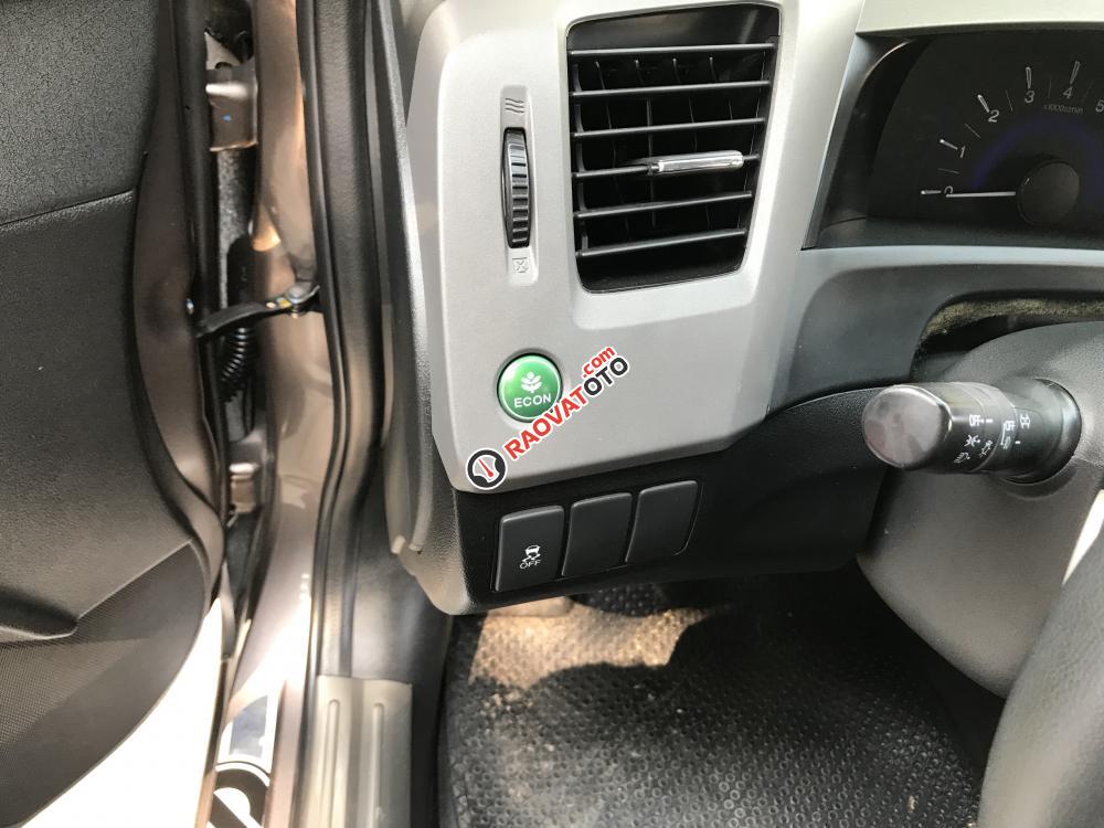 Bán Honda Civic 2.0 AT đời 2014, màu xám (ghi), giá 615tr-9