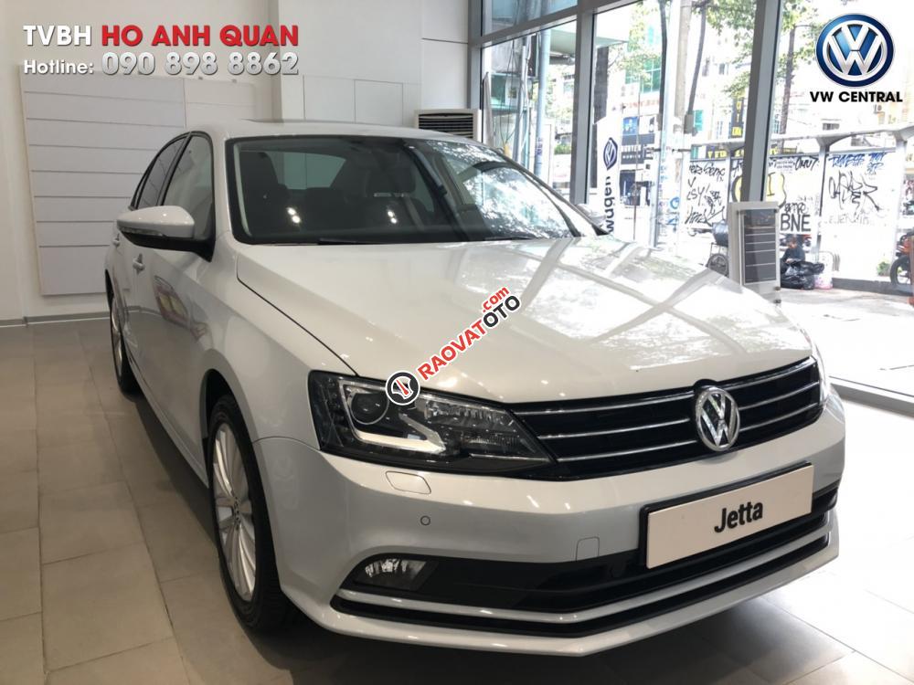 Bán Volkswagen Jetta trắng - nhập khẩu chính hãng, hỗ trợ mua xe trả góp, Hotline 090.898.8862-0