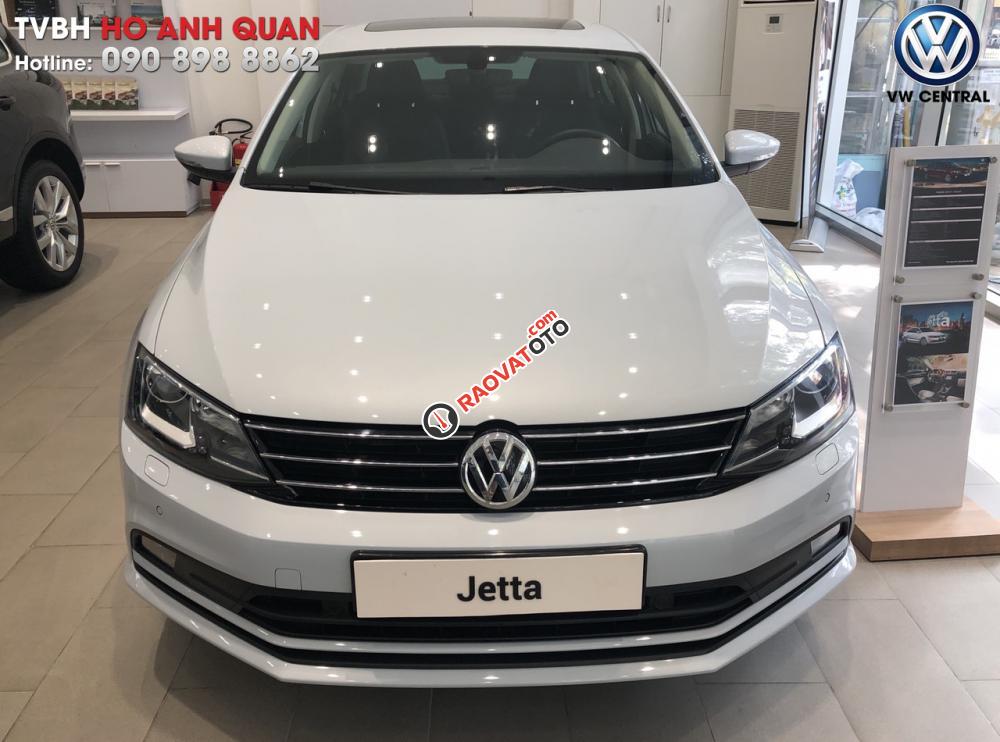 Bán Volkswagen Jetta trắng - nhập khẩu chính hãng, hỗ trợ mua xe trả góp, Hotline 090.898.8862-5