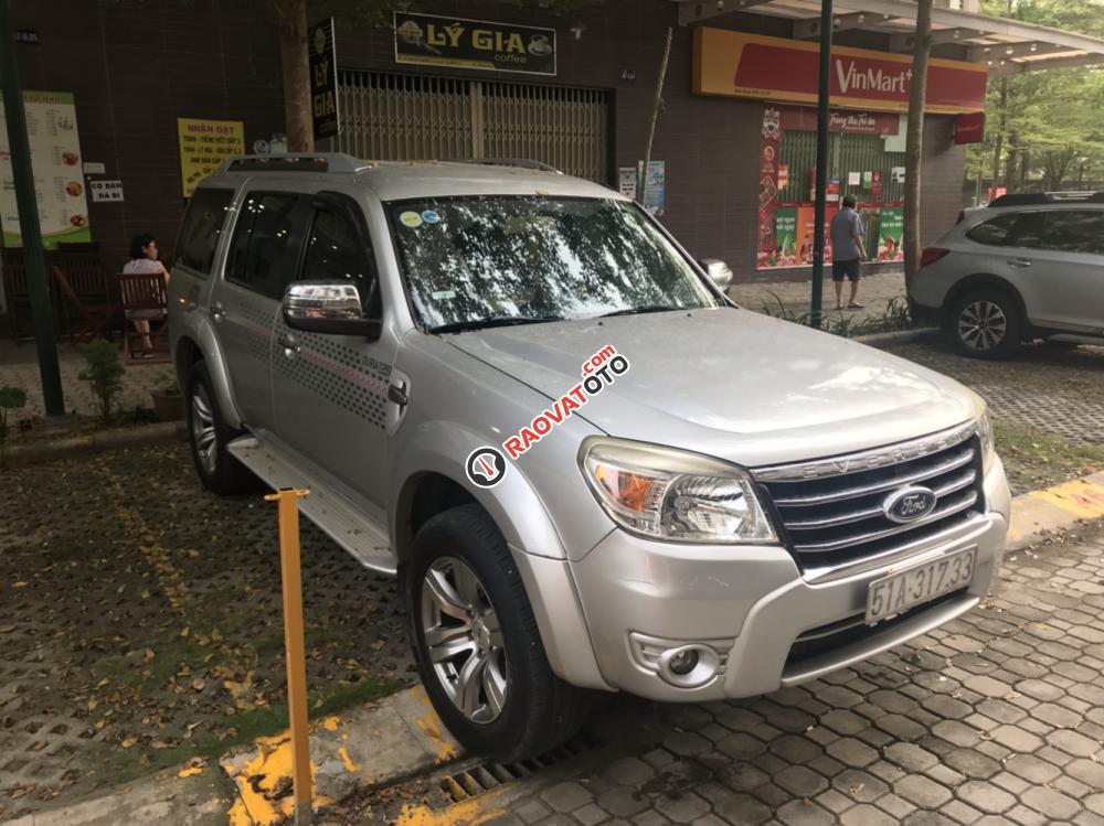 Bán giúp bà chị Ford Everest 2012 MT, màu phấn hồng-1