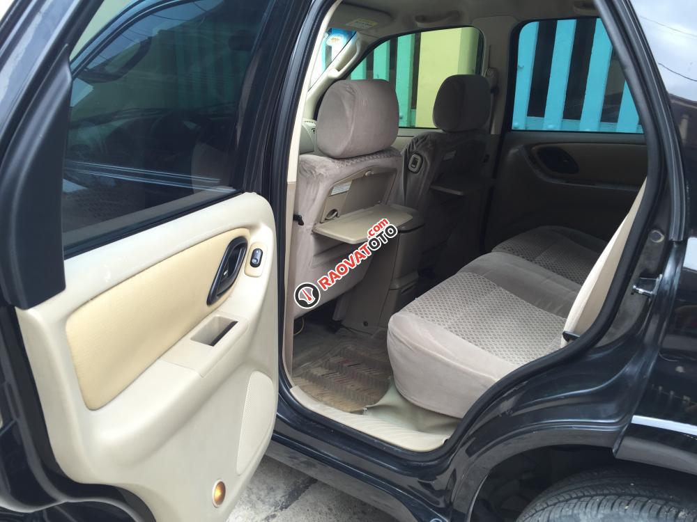 Bán Ford Escape XLT năm 2004, màu đen-4