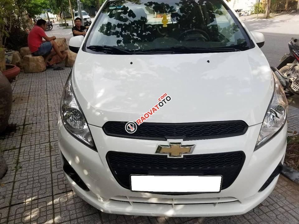 Cần bán xe Chevrolet Spark đời 2015 số sàn, màu trắng-0