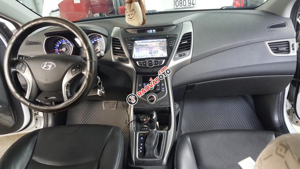 Bán Hyundai Elantra GLS 1.6AT 2014, màu trắng, đúng chất, biển TP, giá thương lượng-5