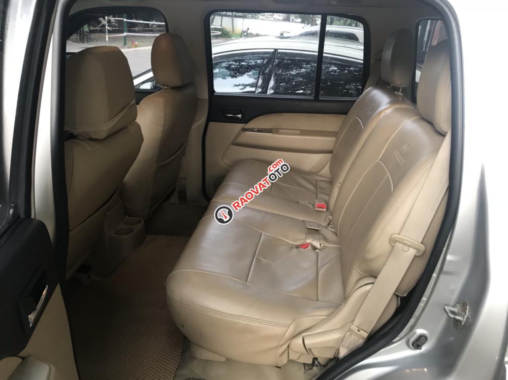 Bán giúp bà chị Ford Everest 2012 MT, màu phấn hồng-6