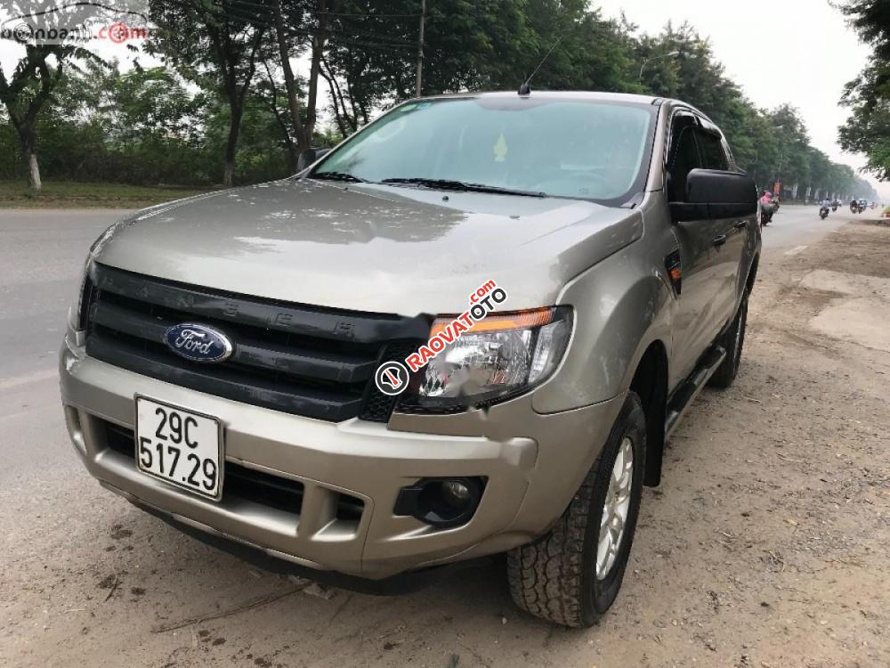 Bán Ford Ranger XLT 4x4 đời 2015, màu xám, nhập khẩu, giá chỉ 550 triệu-0