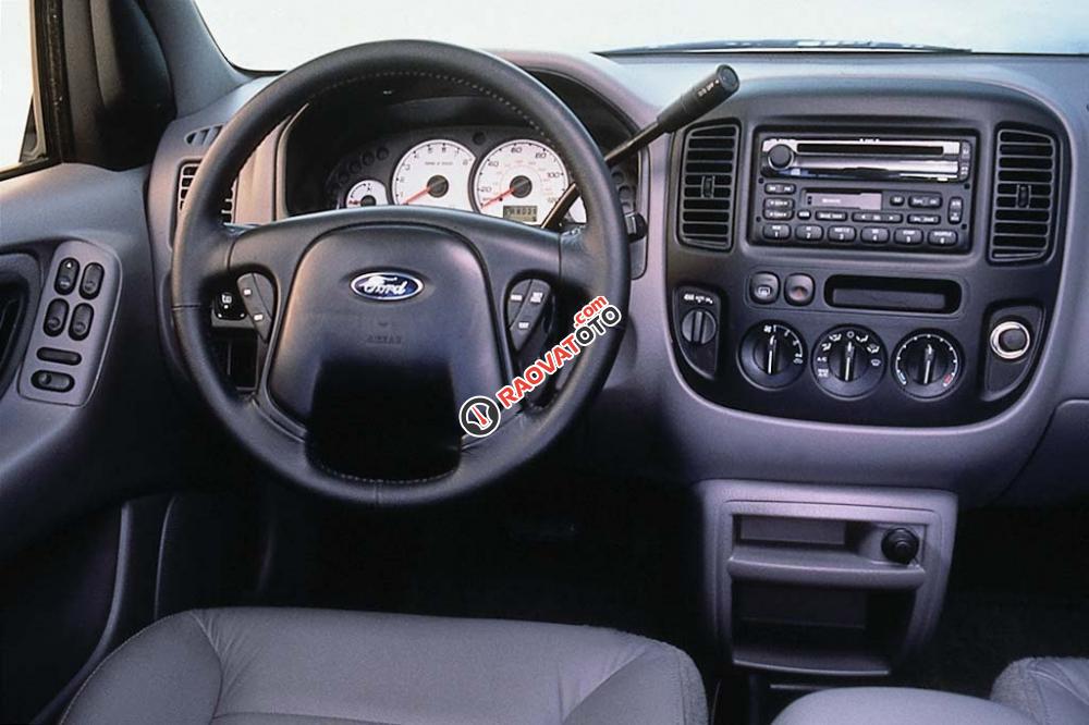 Bán xe Ford Escape XLT sản xuất 2003, màu đỏ-3