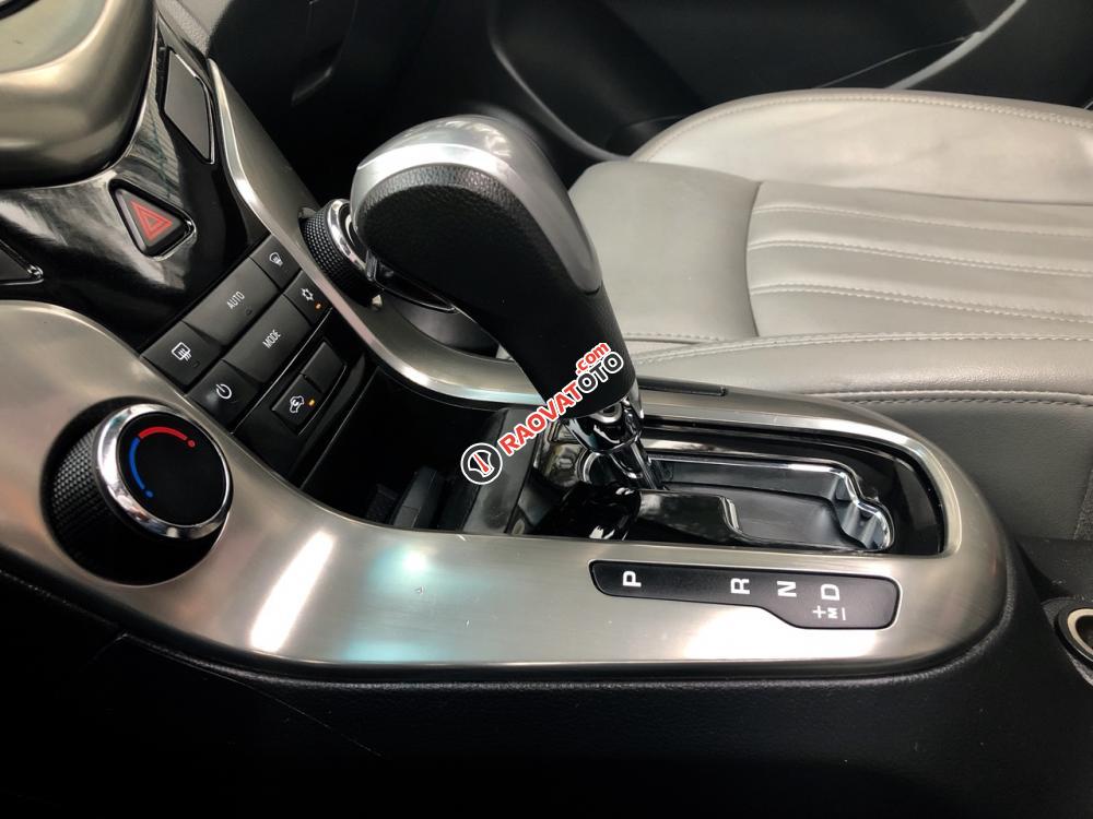 Cần bán Chevrolet Cruze 1.8LTZ, sản xuất 2015, đăng kí 2016. Giá cạnh tranh-8