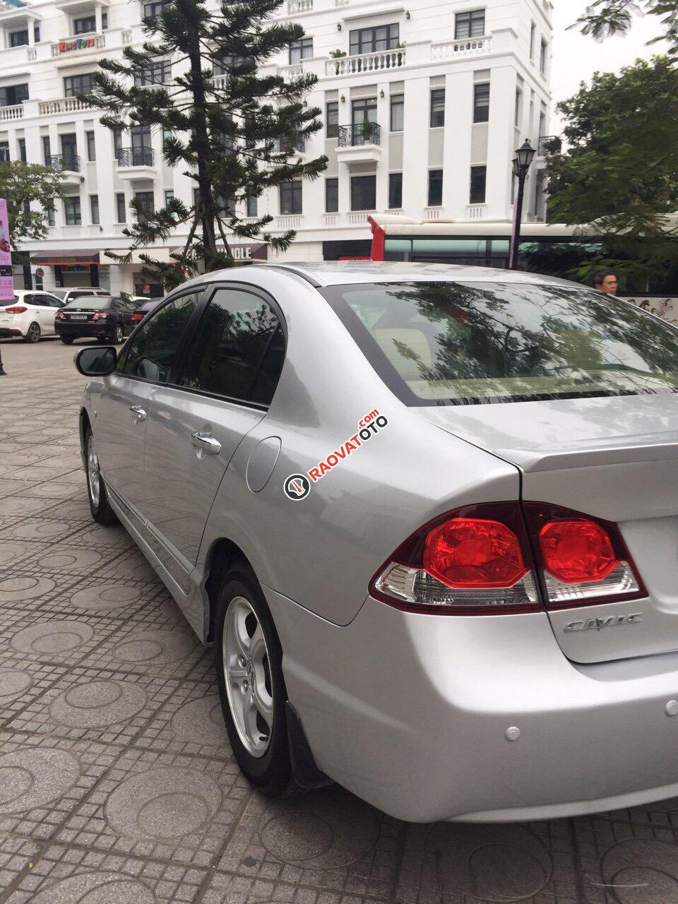 Cần bán Honda Civic 1.8, số tự động 2010, chính chủ-6