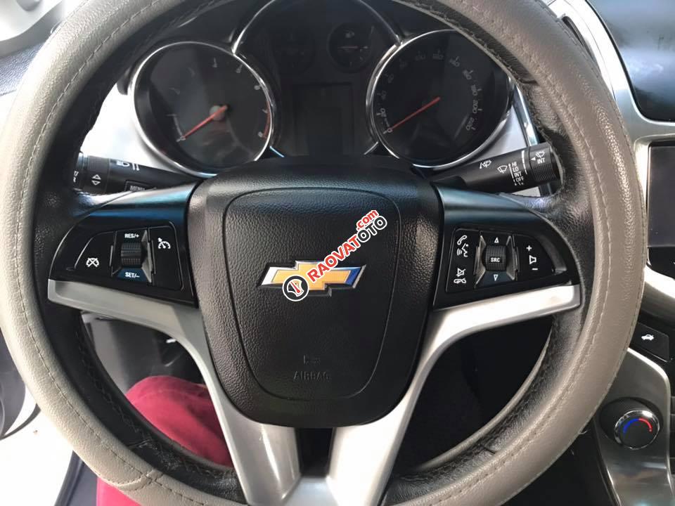 Cần bán Chevrolet Cruze 1.8 đời 2015, màu trắng-1