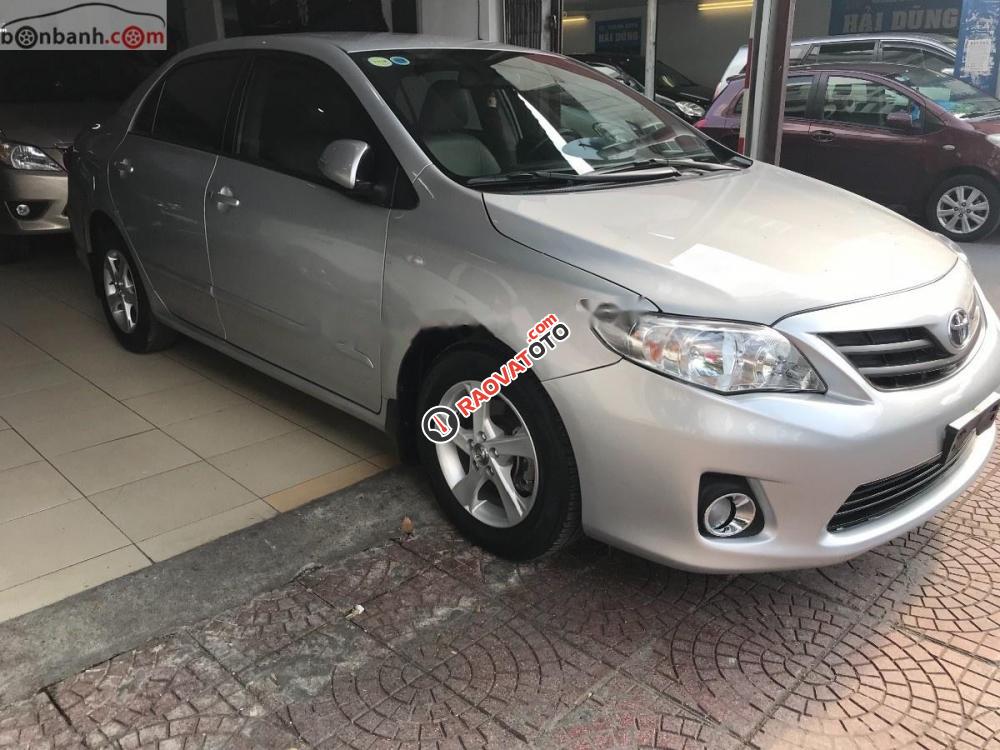 Cần bán Toyota Corolla XLI sản xuất 2011, màu bạc, nhập khẩu -7
