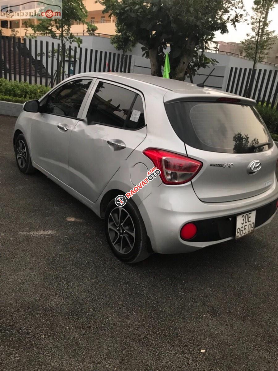 Bán xe Hyundai Grand i10 1.0 MT Base đời 2017, màu bạc, nhập khẩu nguyên chiếc giá cạnh tranh-6