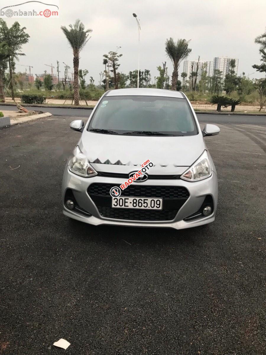 Bán xe Hyundai Grand i10 1.0 MT Base đời 2017, màu bạc, nhập khẩu nguyên chiếc giá cạnh tranh-9