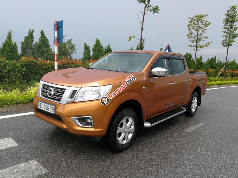 Gia đình bán Nissan Navara E 2016, màu cam, nhập khẩu, mới 99%-1