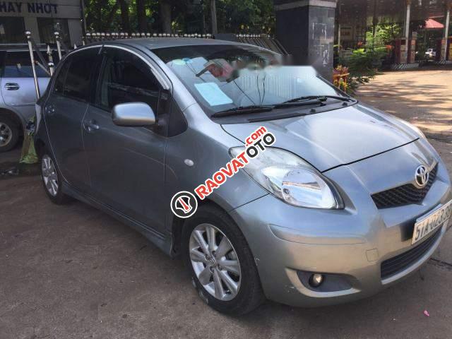 Bán xe cũ Toyota Yaris AT đời 2010, màu bạc.-5