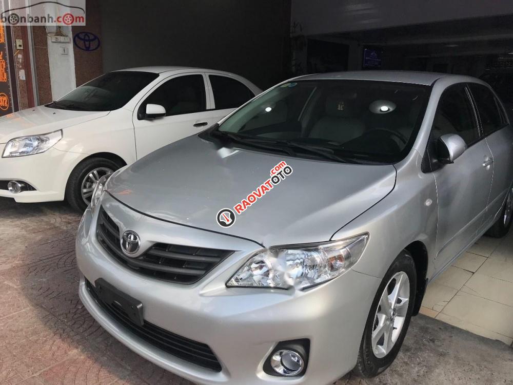 Cần bán Toyota Corolla XLI sản xuất 2011, màu bạc, nhập khẩu -8