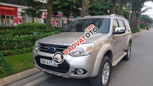 Bán xe Ford Everest Limited 2014, màu bạc -6