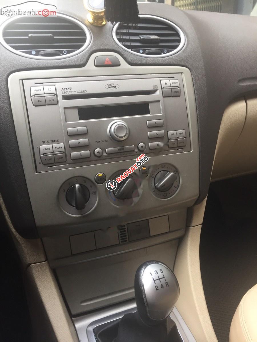 Bán Ford Focus 1.8 MT sản xuất năm 2011, màu vàng cát-3