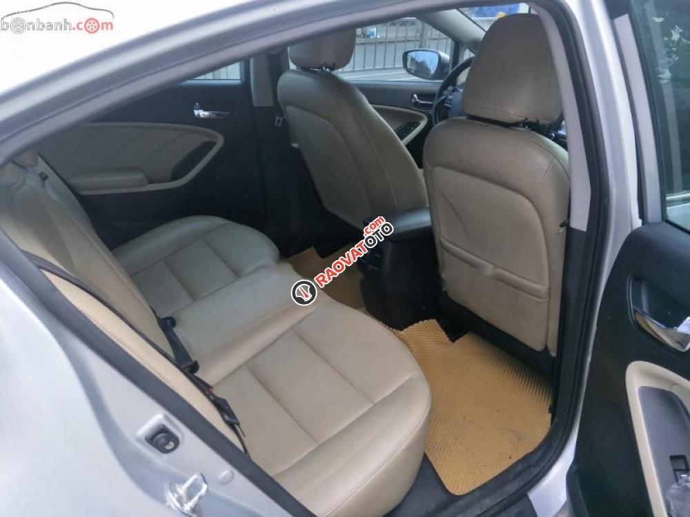 Bán Kia Cerato Signature 1.6 AT 2017, màu bạc xe gia đình-2