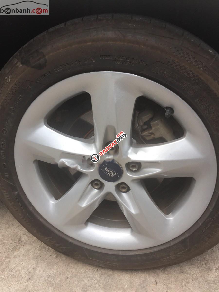 Bán Ford Focus 1.8 MT sản xuất năm 2011, màu vàng cát-6