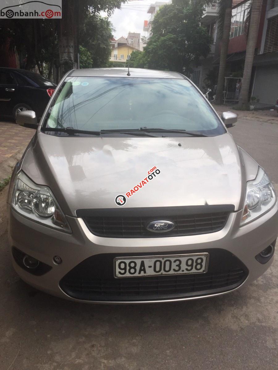 Bán Ford Focus 1.8 MT sản xuất năm 2011, màu vàng cát-9