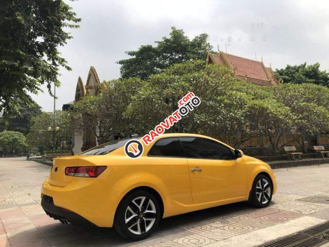 Cần bán xe Kia Cerato Koup 2.0 năm sản xuất 2010, màu vàng, nhập khẩu như mới, 445tr-0