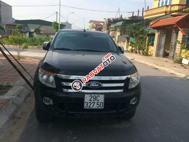 Cần bán xe Ford Ranger XLT 4X4 - 2014, xe gia đình, một lái từ đầu
-0