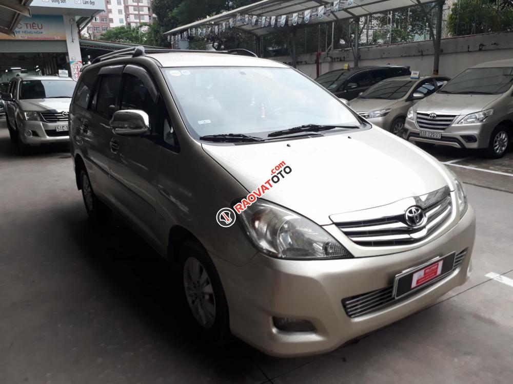 Bán Toyota Innova 2.0V 2008, số tự động đi 130.000km, giá thương lượng-0