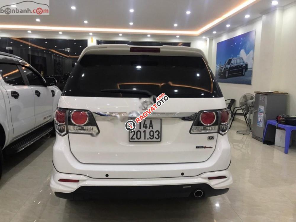 Xe Toyota Fortuner Sportivo năm 2016, màu trắng-2