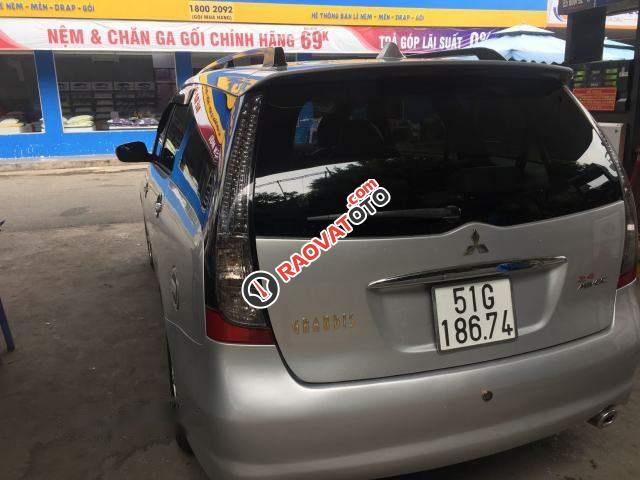 Cần bán Mitsubishi Grandis 2.4 sản xuất 2005, màu bạc, 345tr-3