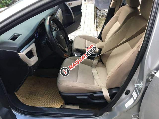 Cần bán lại xe Toyota Corolla altis 1.8 MT năm sản xuất 2015, màu bạc, giá 595tr-1