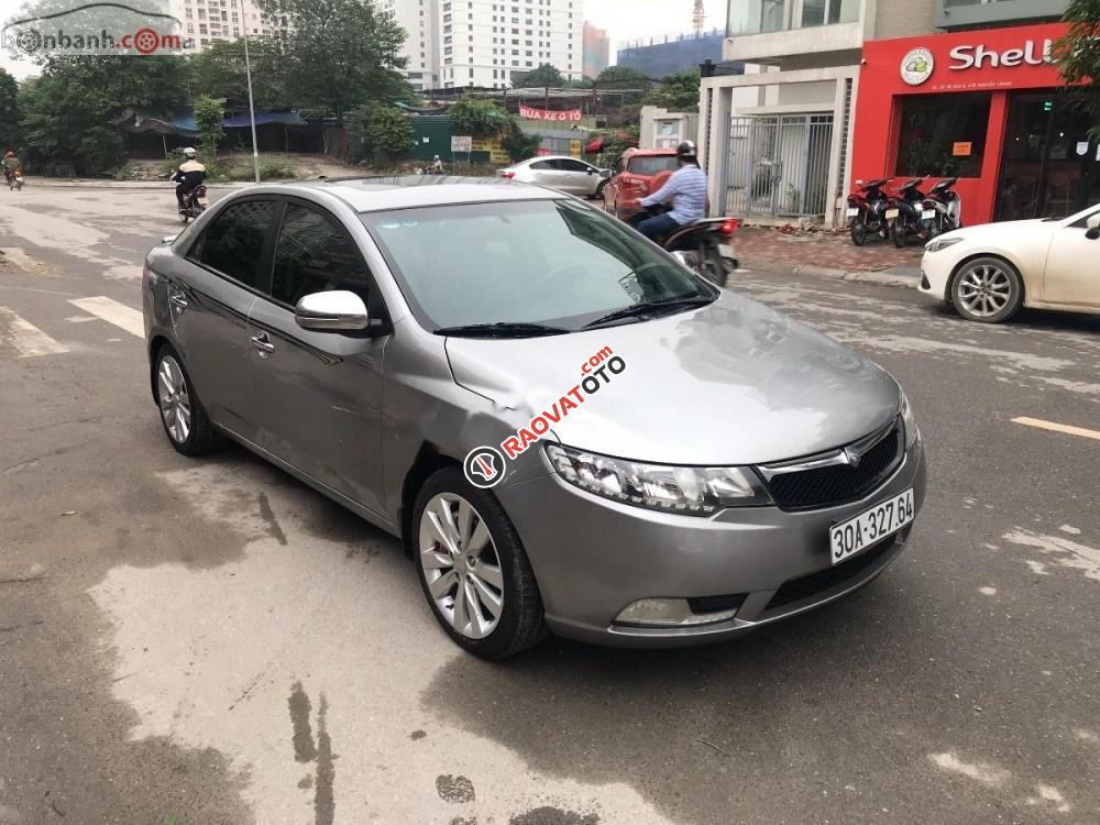 Cần bán Kia Forte AT năm sản xuất 2013, màu bạc chính chủ-9