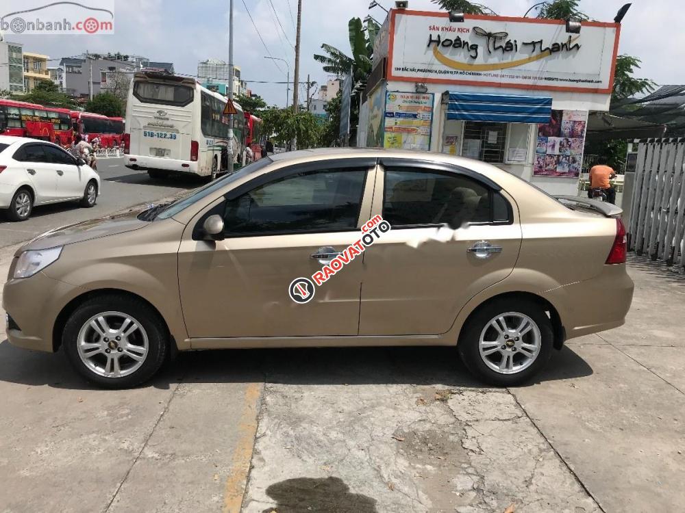 Cần bán lại xe Chevrolet Aveo 1.5 đời 2016, màu vàng  -1