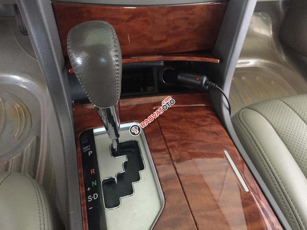 Bán Toyota Camry 2.0E sản xuất năm 2008, màu nâu-5
