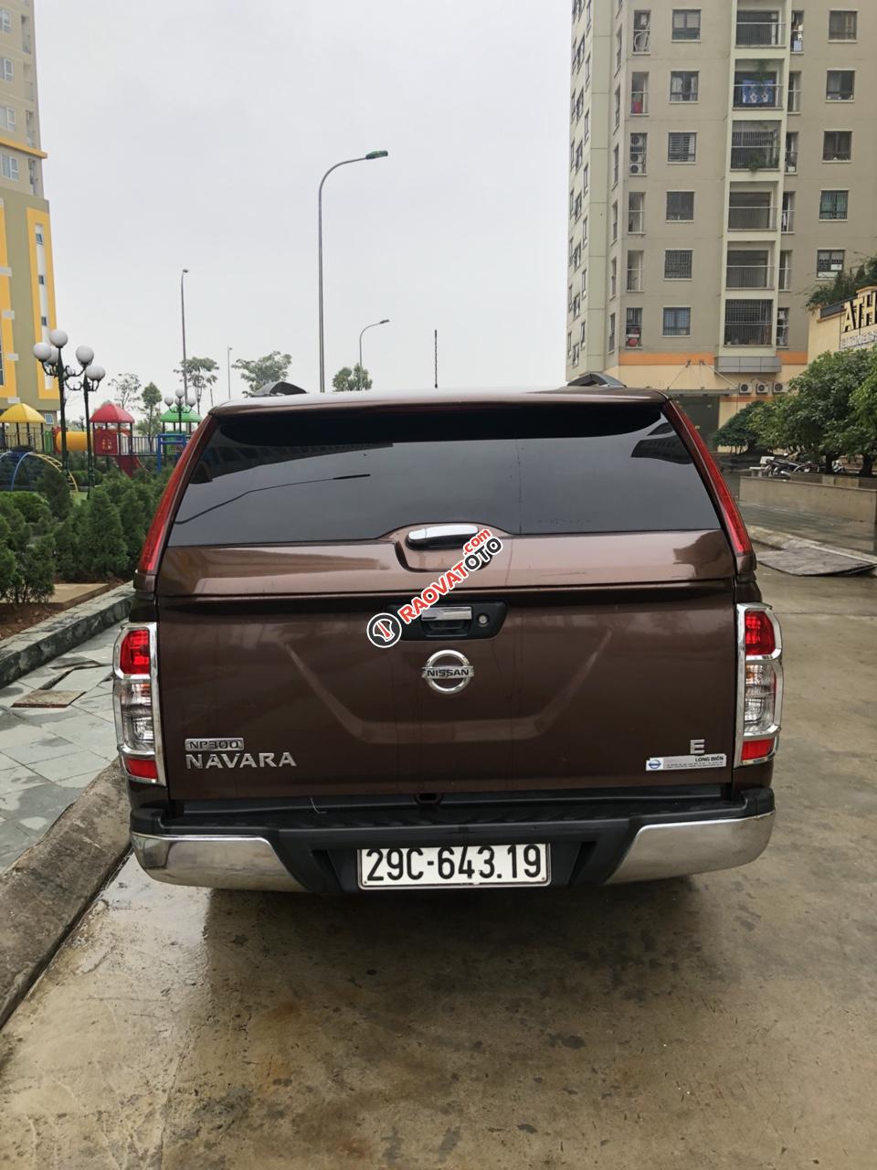 Gia đình bán xe Nissan Navara E đời 2016, màu nâu, nhập khẩu nguyên chiếc-5