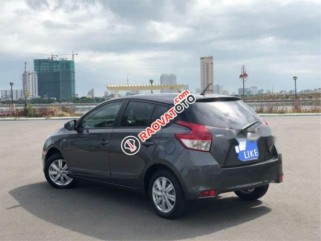 Gia đình bán xe Toyota Yaris E đời 2014, màu xám, xe nhập  -1