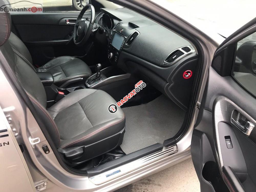 Cần bán Kia Forte AT năm sản xuất 2013, màu bạc chính chủ-4