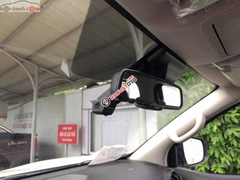 Bán Nissan Terrano 2.5 V 2018, màu trắng, nhập khẩu Thái Lan-5