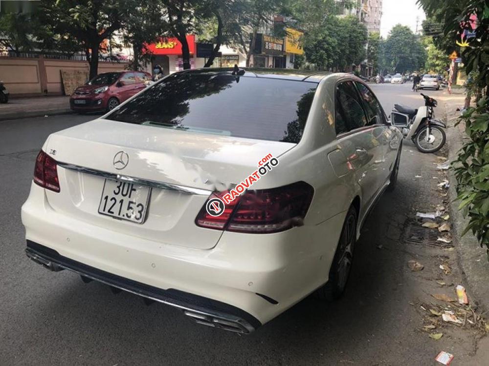 Cần bán xe Mercedes E400 2013, màu trắng-0